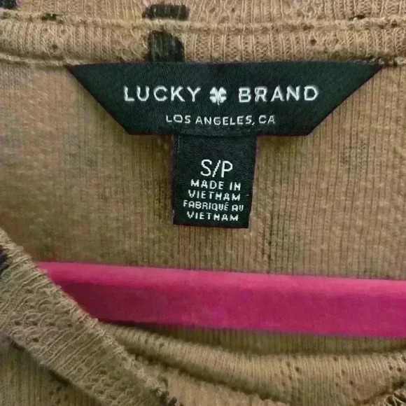 Lucky Brand Chetah Design Small Puff Sleeve Tops,Size S - Picture 3 of 3